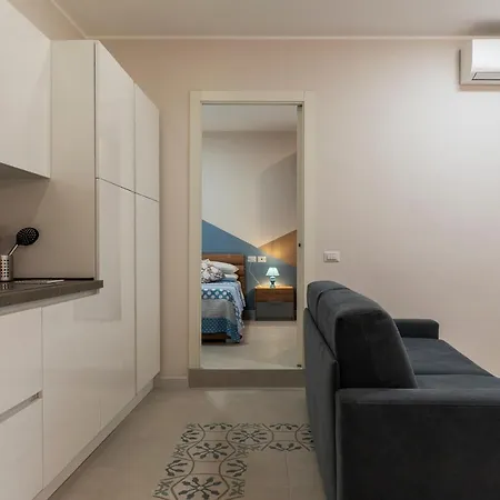 Apartment Blu Novecento *